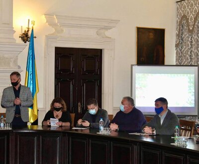 Круглий стіл на тему: "Етнографічна спадщина і збереження пам’яток історії та культури Тернопілля"